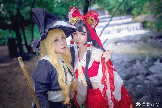 東方project靈夢/魔理沙cosplay美圖欣賞